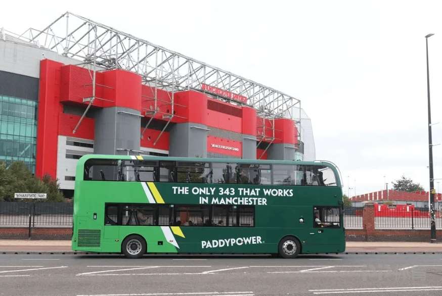 福克斯追求,与布朗共筑,和谐,365体育,Bet365,365体育官网,365体育官网,365体育下载,365体育APP